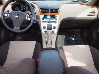 Chevrolet Malibu 2010 photo 1