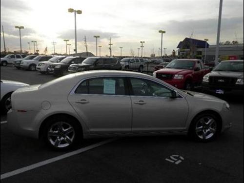 Chevrolet Malibu 2010 photo 3