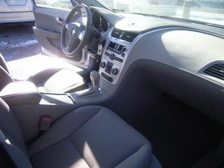 Chevrolet Malibu 2010 photo 3