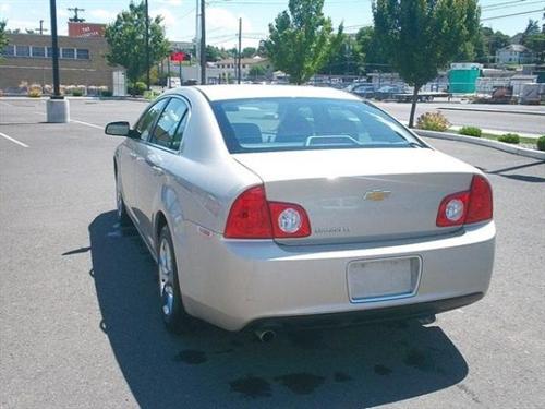 Chevrolet Malibu 2010 photo 2