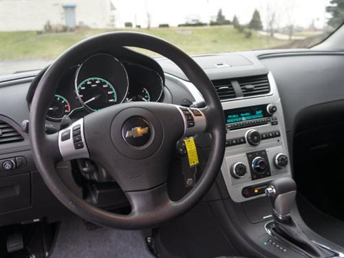 Chevrolet Malibu 2010 photo 4