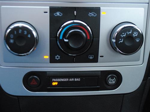 Chevrolet Malibu 2010 photo 3