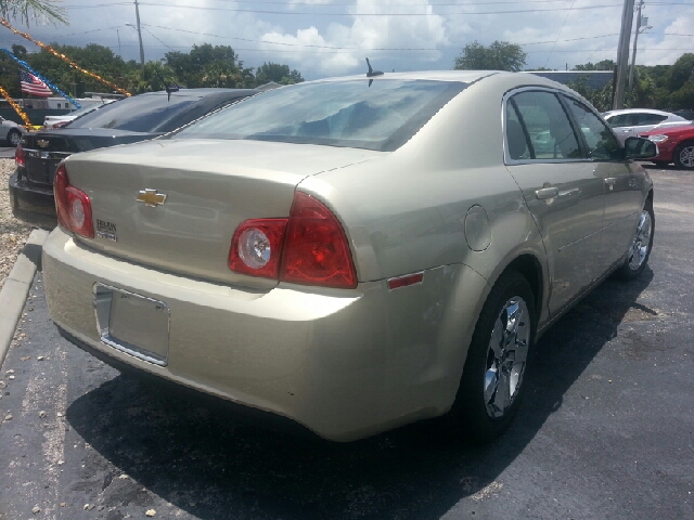 Chevrolet Malibu 2010 photo 1