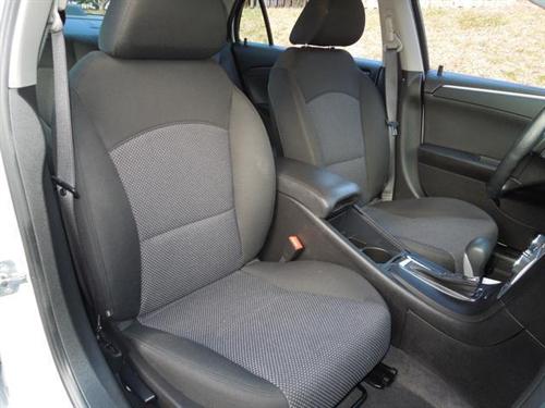 Chevrolet Malibu 2010 photo 3