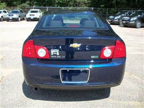 Chevrolet Malibu 2010 photo 3
