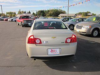 Chevrolet Malibu 2010 photo 1