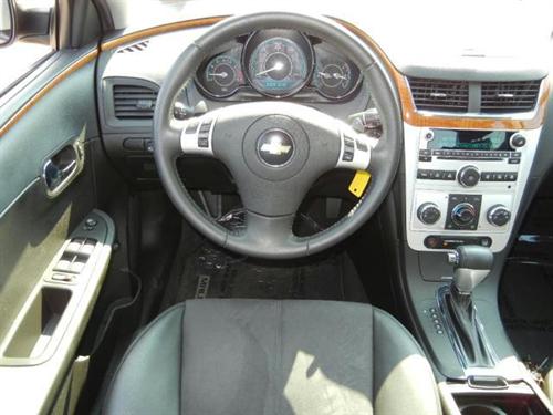 Chevrolet Malibu 2010 photo 3