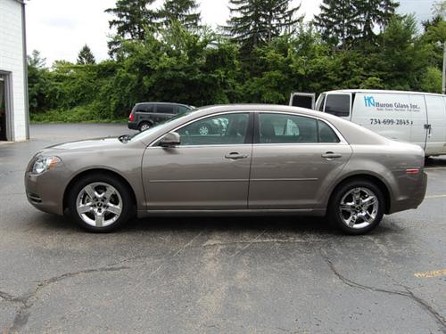 Chevrolet Malibu 2010 photo 1