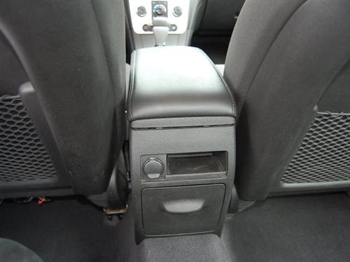 Chevrolet Malibu 2010 photo 3