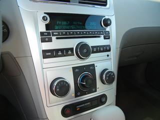 Chevrolet Malibu 2010 photo 1