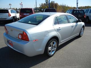 Chevrolet Malibu 2010 photo 3