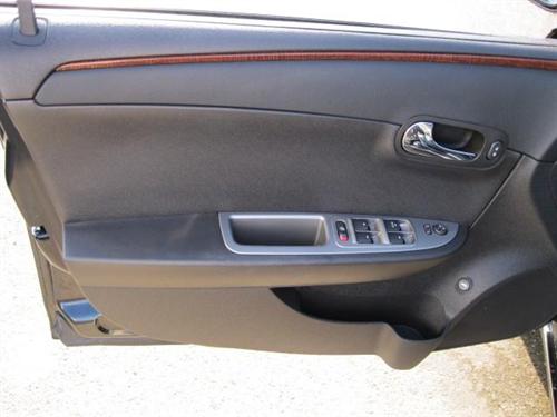 Chevrolet Malibu 2010 photo 3