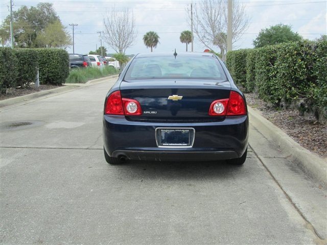 Chevrolet Malibu 2010 photo 4