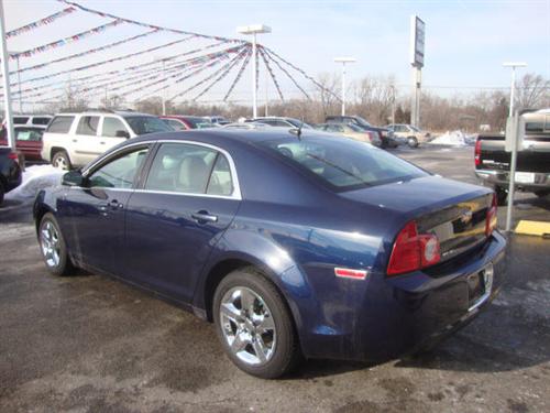 Chevrolet Malibu 2010 photo 3