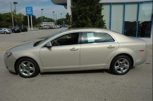 Chevrolet Malibu 2010 photo 2