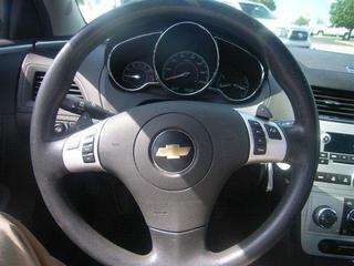 Chevrolet Malibu 2010 photo 2