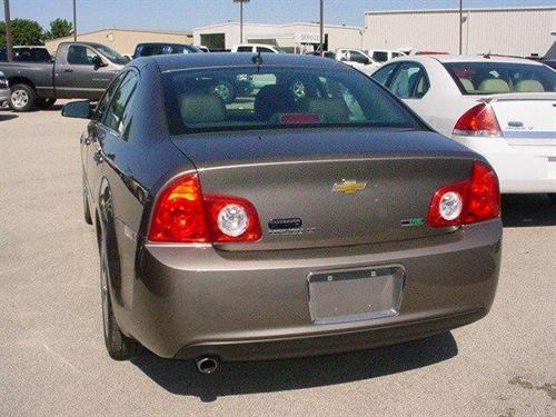 Chevrolet Malibu 2010 photo 1