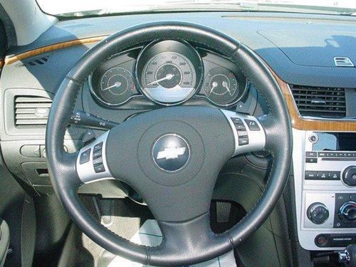 Chevrolet Malibu 2010 photo 4