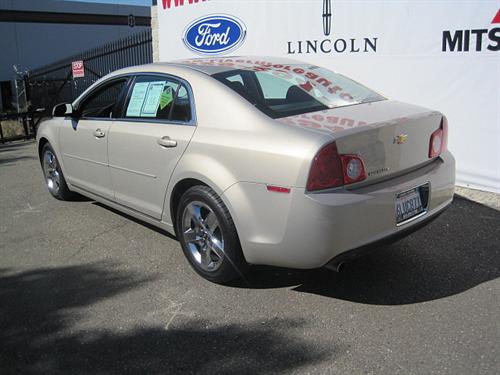 Chevrolet Malibu 2010 photo 2
