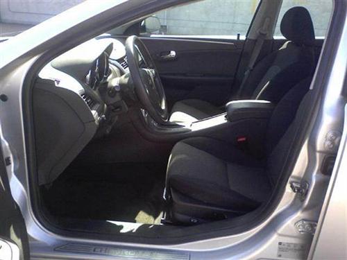 Chevrolet Malibu 2010 photo 2