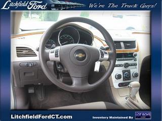Chevrolet Malibu 2010 photo 1