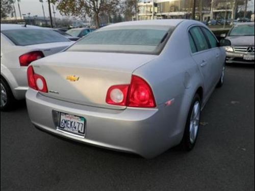 Chevrolet Malibu 2010 photo 4