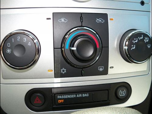 Chevrolet Malibu 2010 photo 2