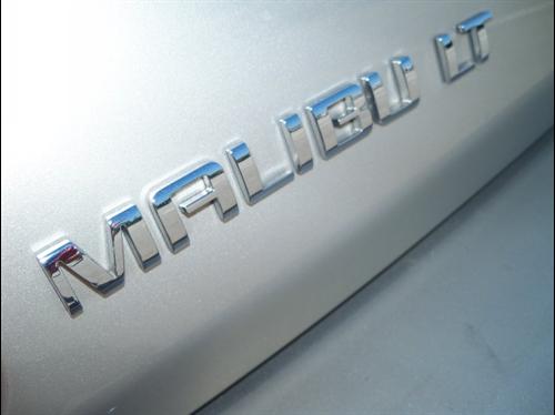Chevrolet Malibu 2010 photo 3