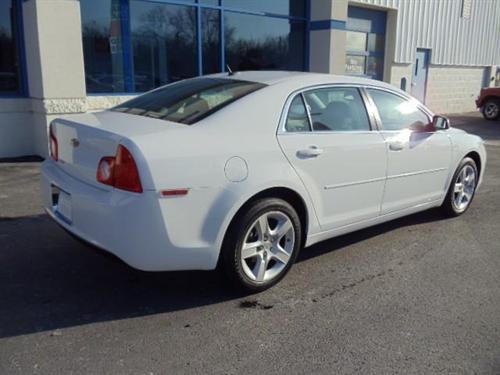 Chevrolet Malibu 2010 photo 1