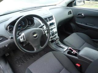 Chevrolet Malibu 2010 photo 2