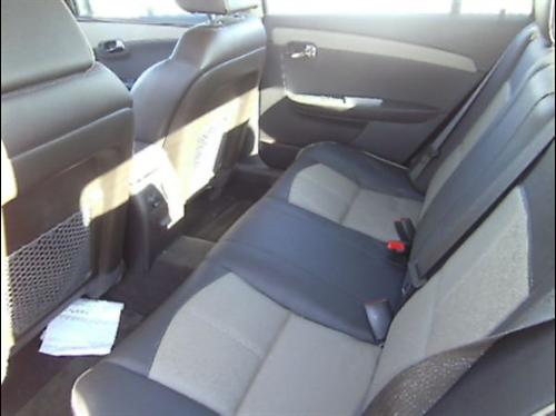 Chevrolet Malibu 2010 photo 3
