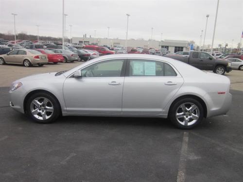 Chevrolet Malibu 2010 photo 3
