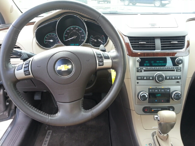 Chevrolet Malibu 2010 photo 10