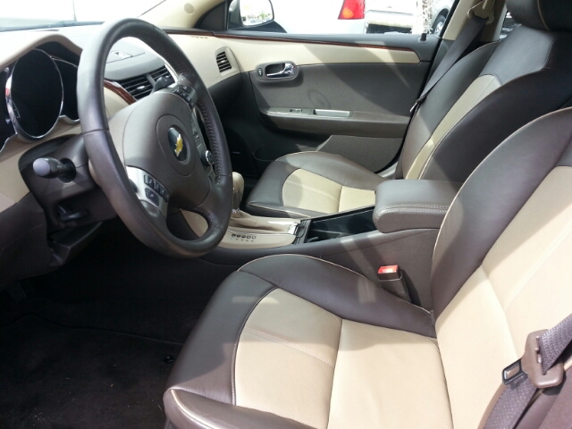 Chevrolet Malibu 2010 photo 12
