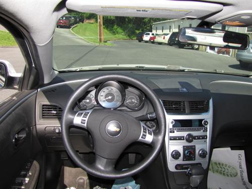 Chevrolet Malibu 2010 photo 3