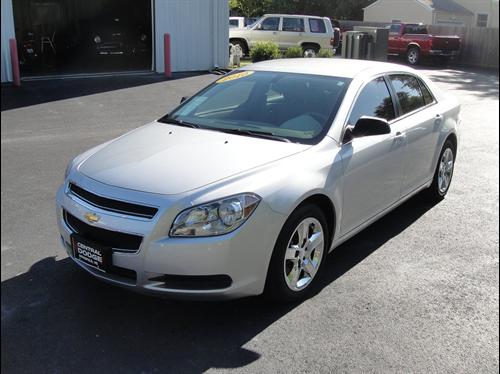 Chevrolet Malibu 2010 photo 1
