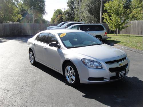 Chevrolet Malibu 2010 photo 2