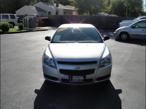 Chevrolet Malibu 2010 photo 4