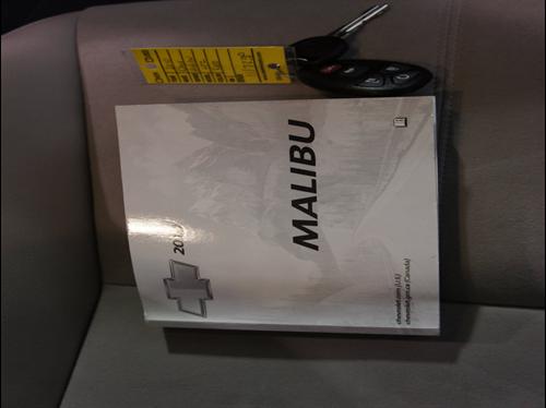 Chevrolet Malibu 2010 photo 3