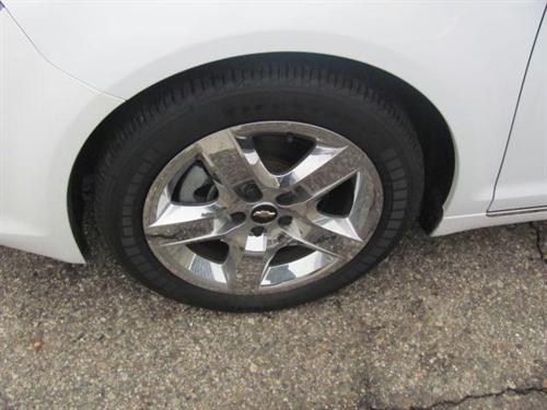 Chevrolet Malibu 2010 photo 3