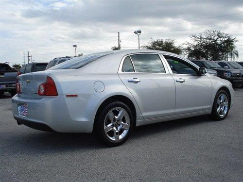 Chevrolet Malibu 2010 photo 3