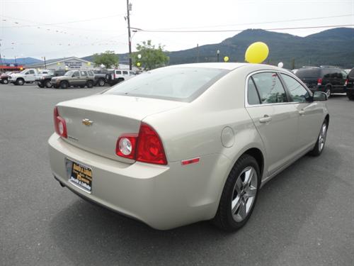 Chevrolet Malibu 2010 photo 2