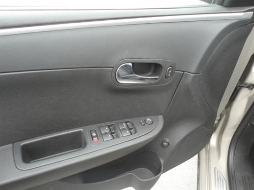 Chevrolet Malibu 2010 photo 4