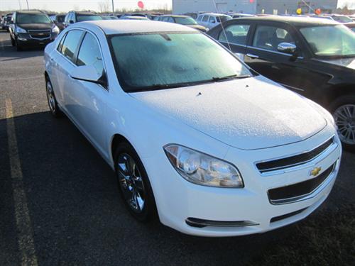 Chevrolet Malibu 2010 photo 2