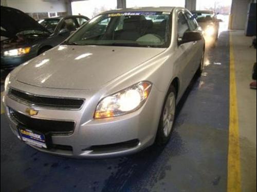 Chevrolet Malibu 2010 photo 2