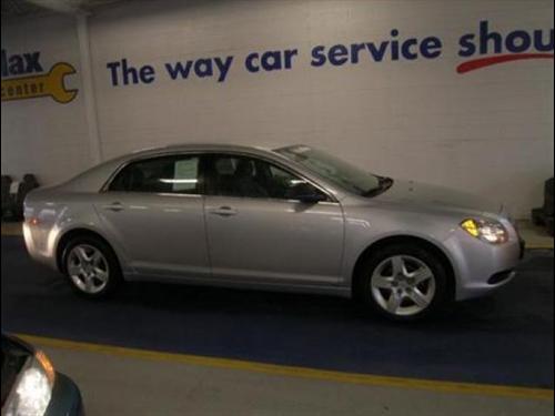 Chevrolet Malibu 2010 photo 3