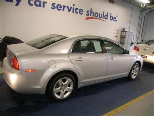 Chevrolet Malibu 2010 photo 4