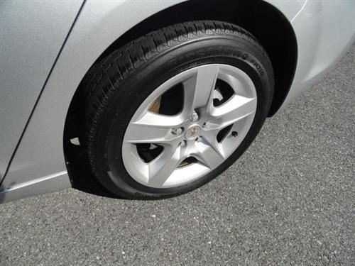 Chevrolet Malibu 2010 photo 3