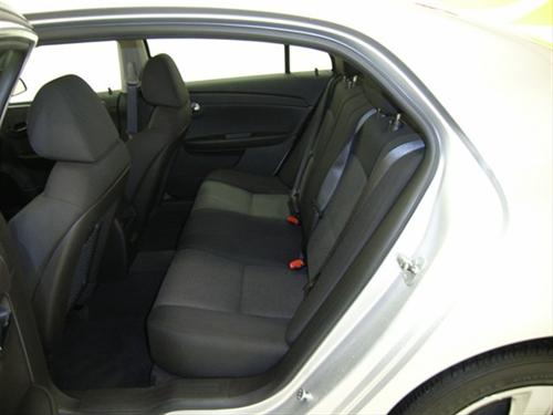 Chevrolet Malibu 2010 photo 2