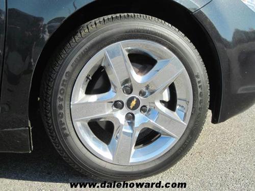 Chevrolet Malibu 2010 photo 3